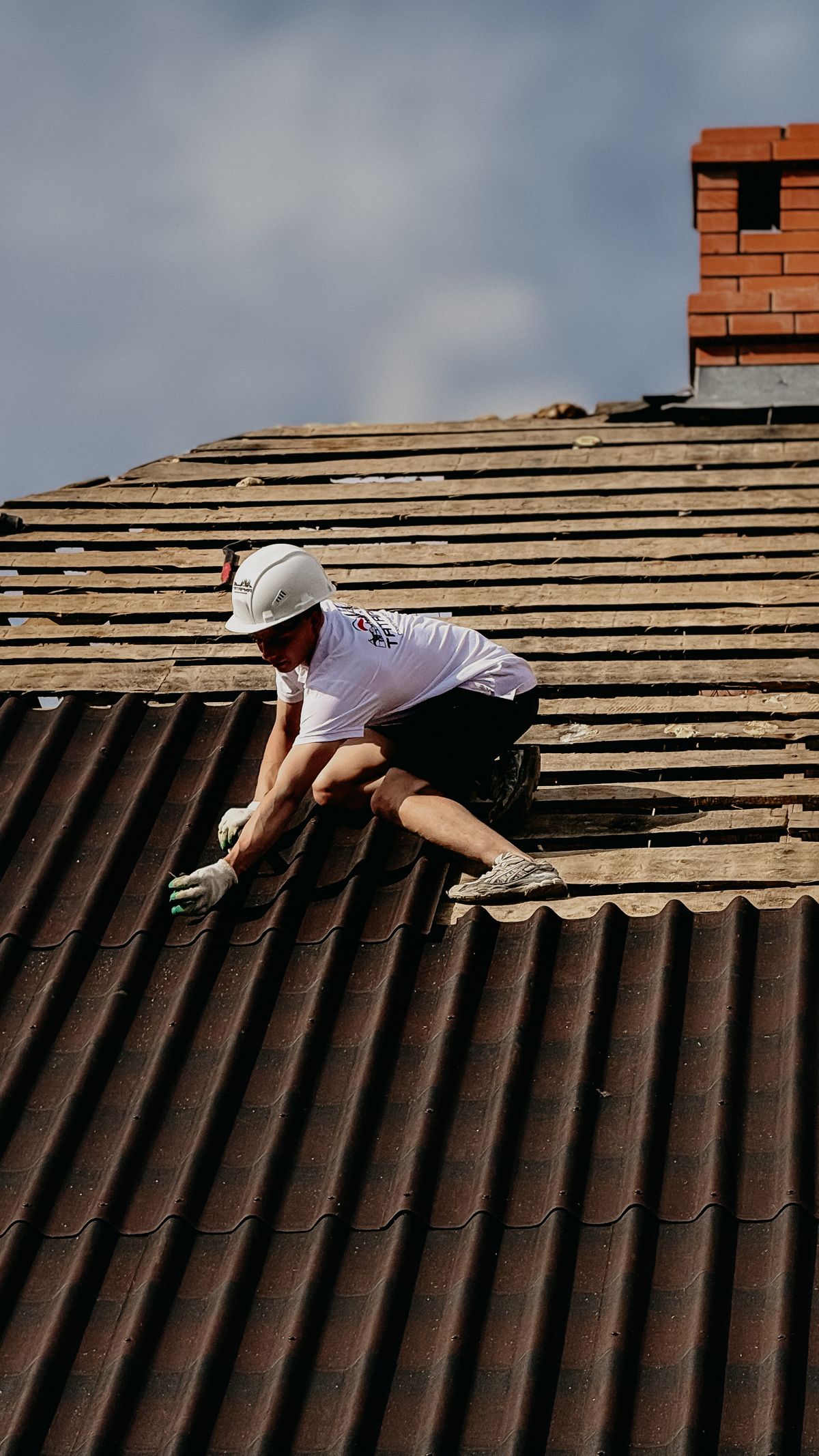De La Rosa working on a chimney